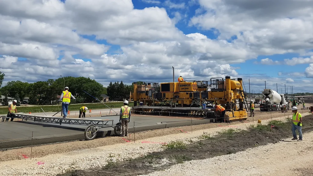 Concrete forming machine